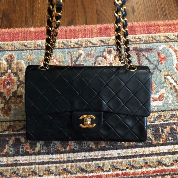 SOLD***Chanel Vintage Classic Double Flap Bag - Picture 2 of 13